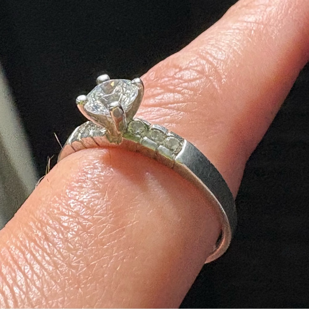 Sterling Silver Crystal Ring 925 - Picture 7 of 16